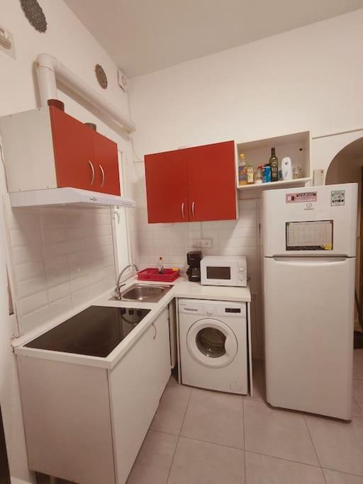 Completo,Centrico Y Zona Premium Madri Exterior foto