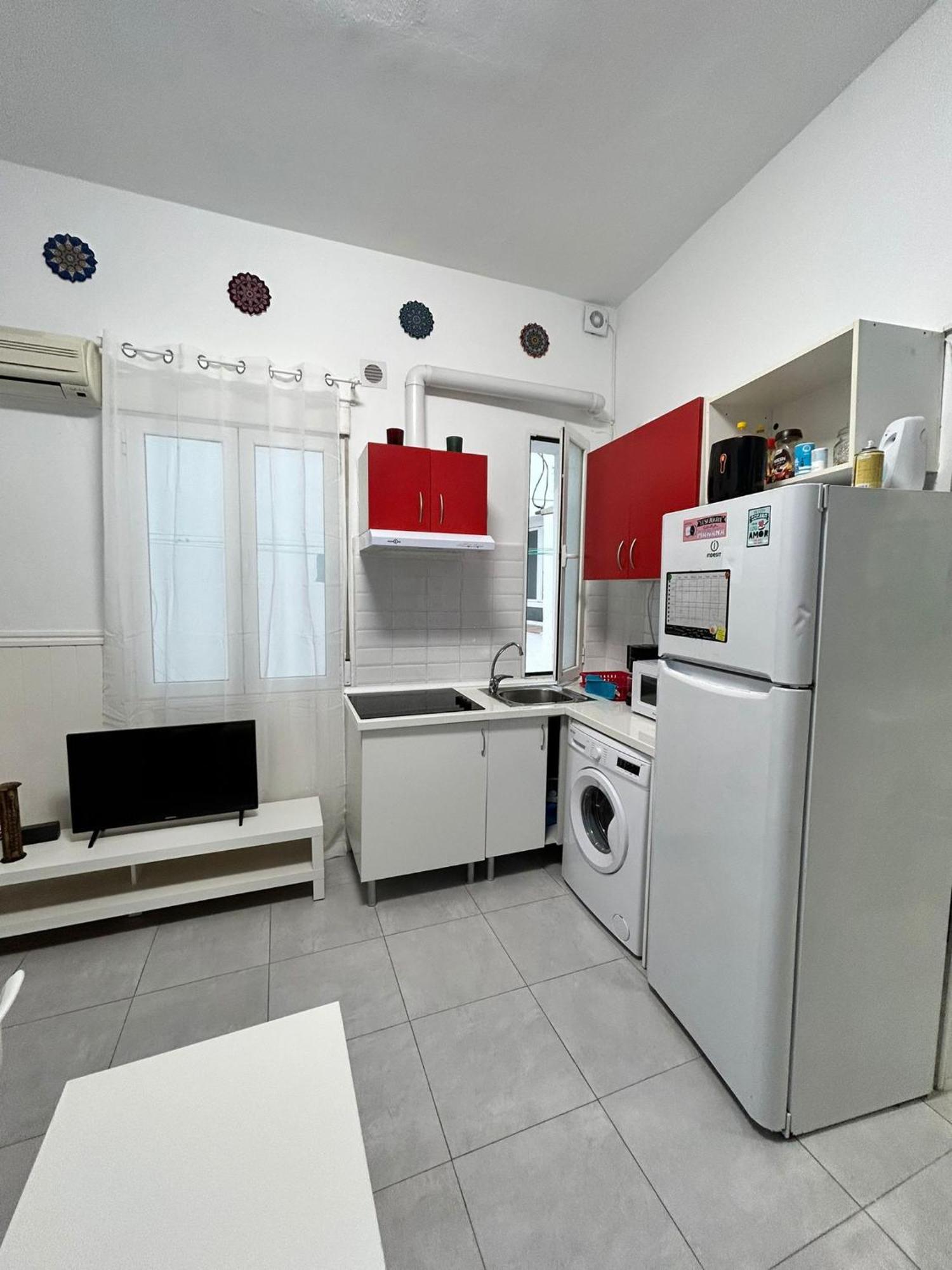Completo,Centrico Y Zona Premium Madri Exterior foto